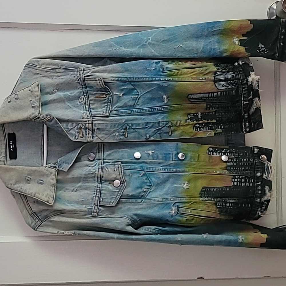 AMIRI JEAN JACKET SIZE SMALL